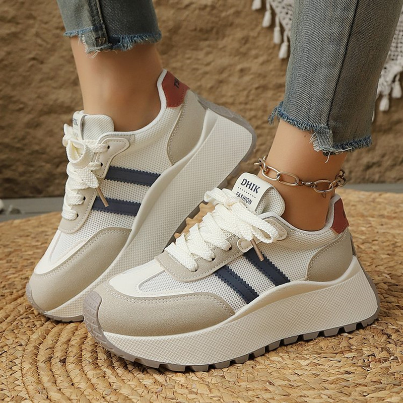 通気性メッシュ素材のスポーティカジュアルなレディース身長アッ - Wedge Espadrille Women のレビューと価格